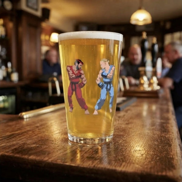 Street FPLer 2 FPL pint glass with Bruno Fernandes and Erling Haaland as Ryu and Ken about to fight, Fantasy Premier League gift