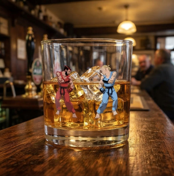 Street FPLer 2 FPL rocks glass with Bruno Fernandes and Erling Haaland as Ryu and Ken about to fight, Fantasy Premier League gift